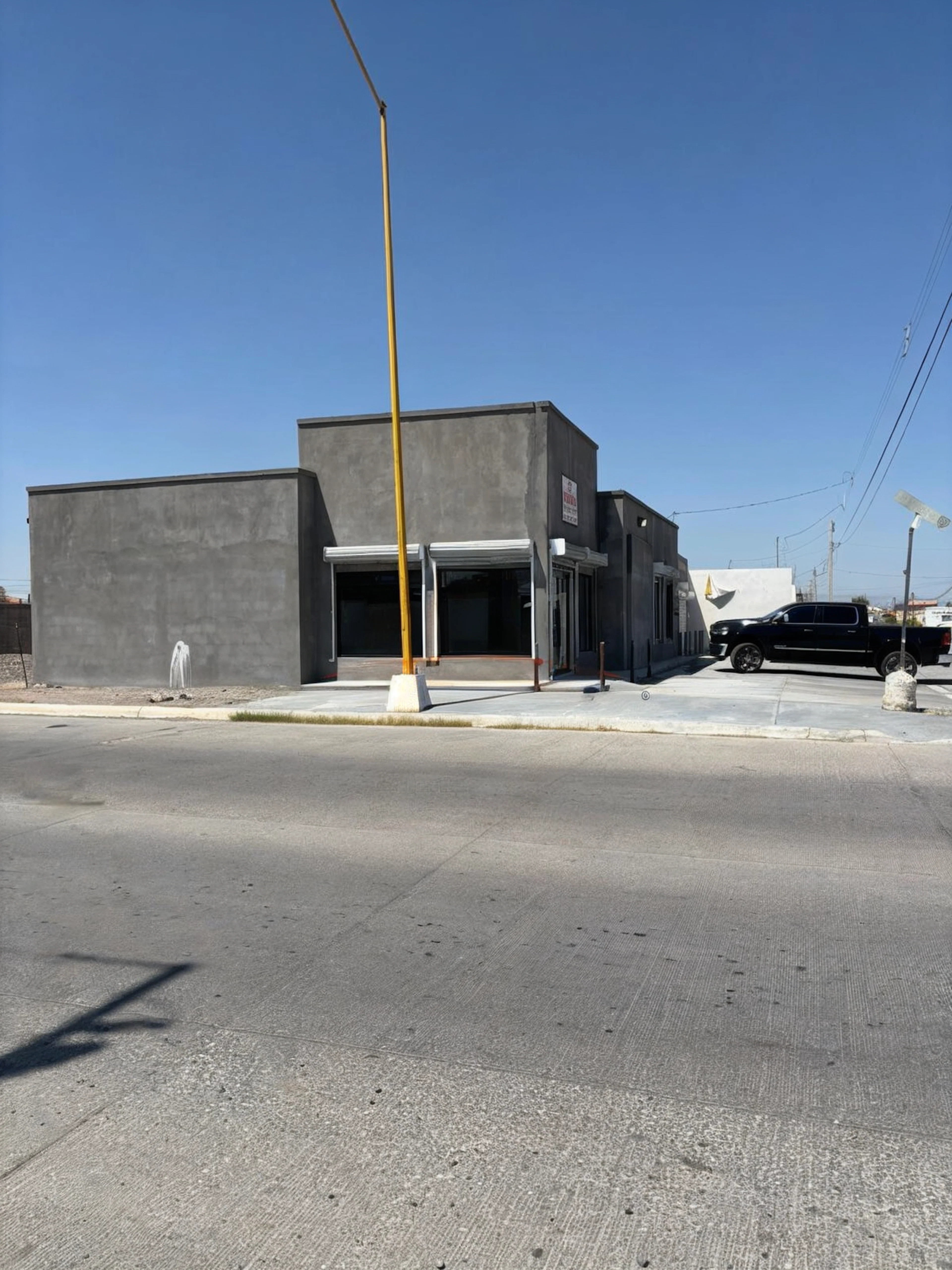 Local Comercial Spot2