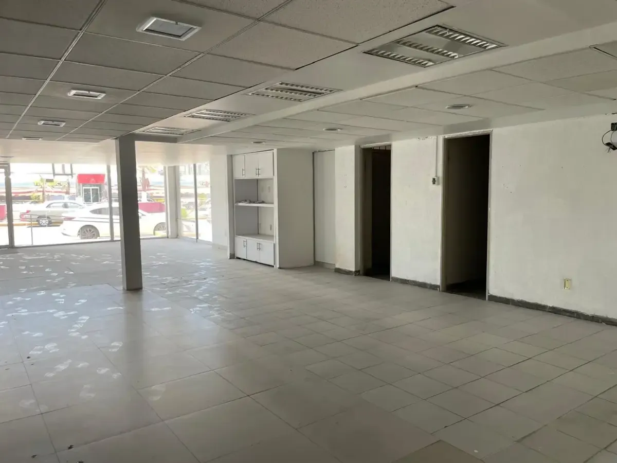 Local Comercial Spot2