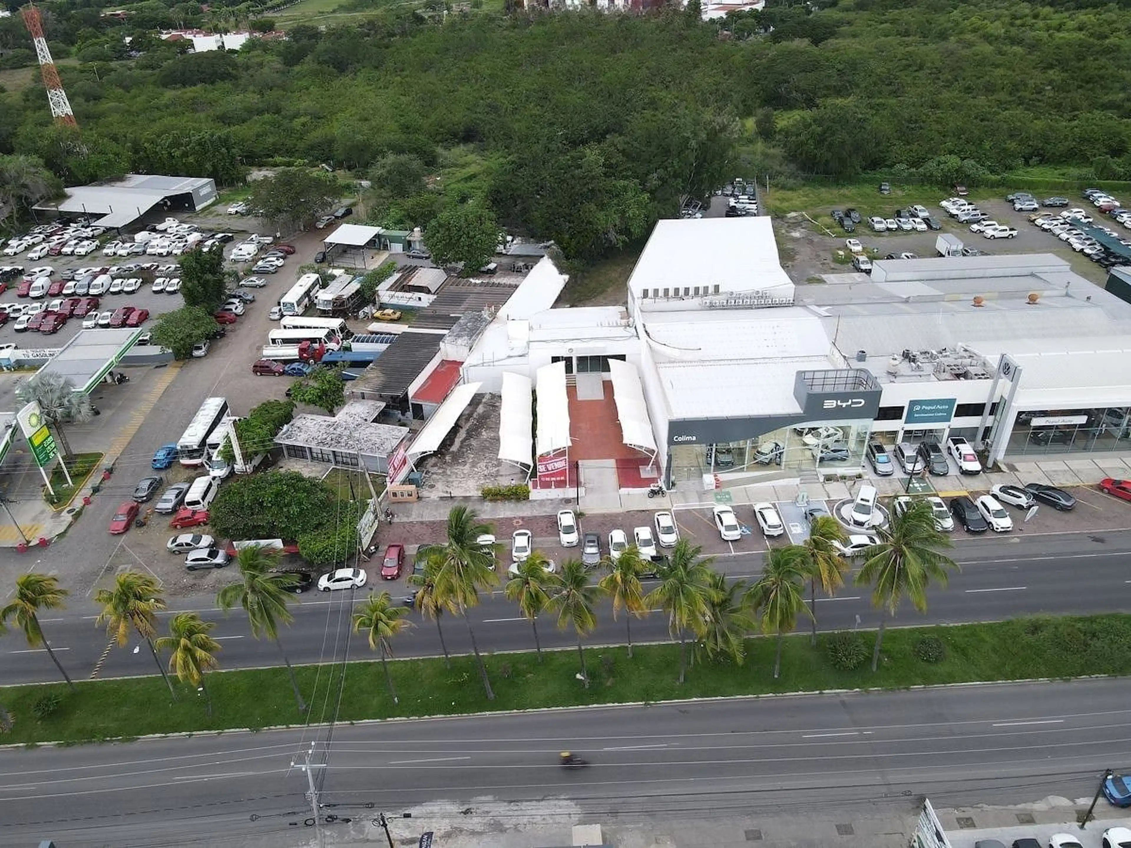 Local Comercial en Venta en Zona Automotriz en Colima Blvd Carlos de la Madrid
