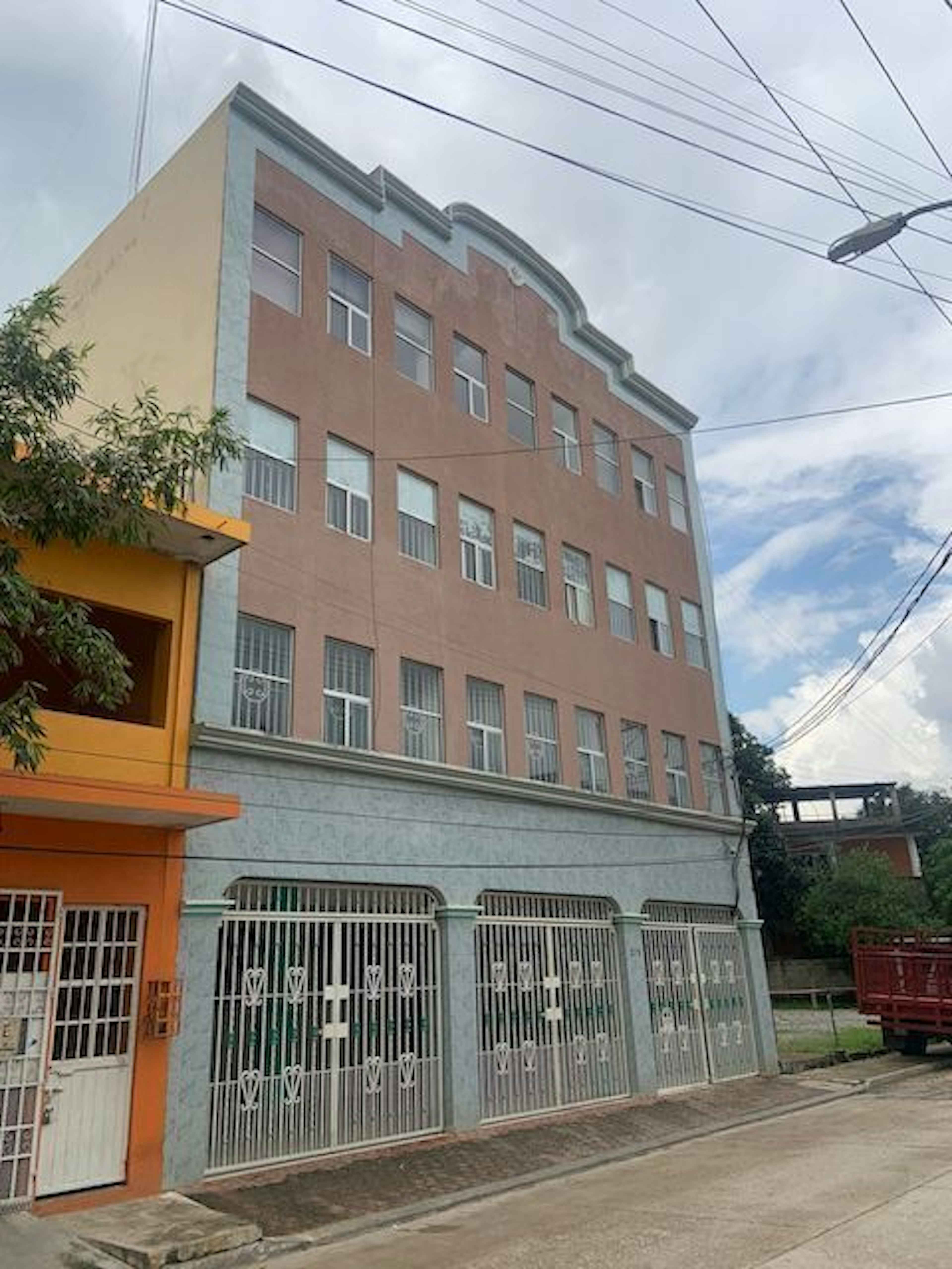 Cerrada De Edmundo Zetina