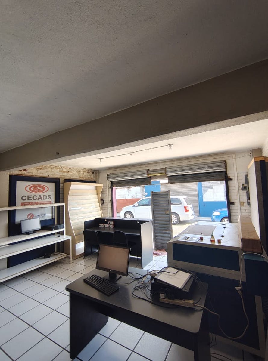 Local Comercial Spot2