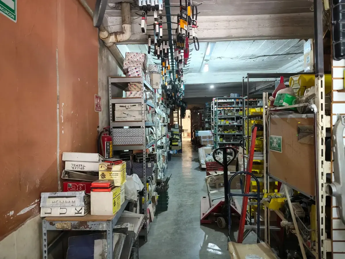 Local Comercial Spot2
