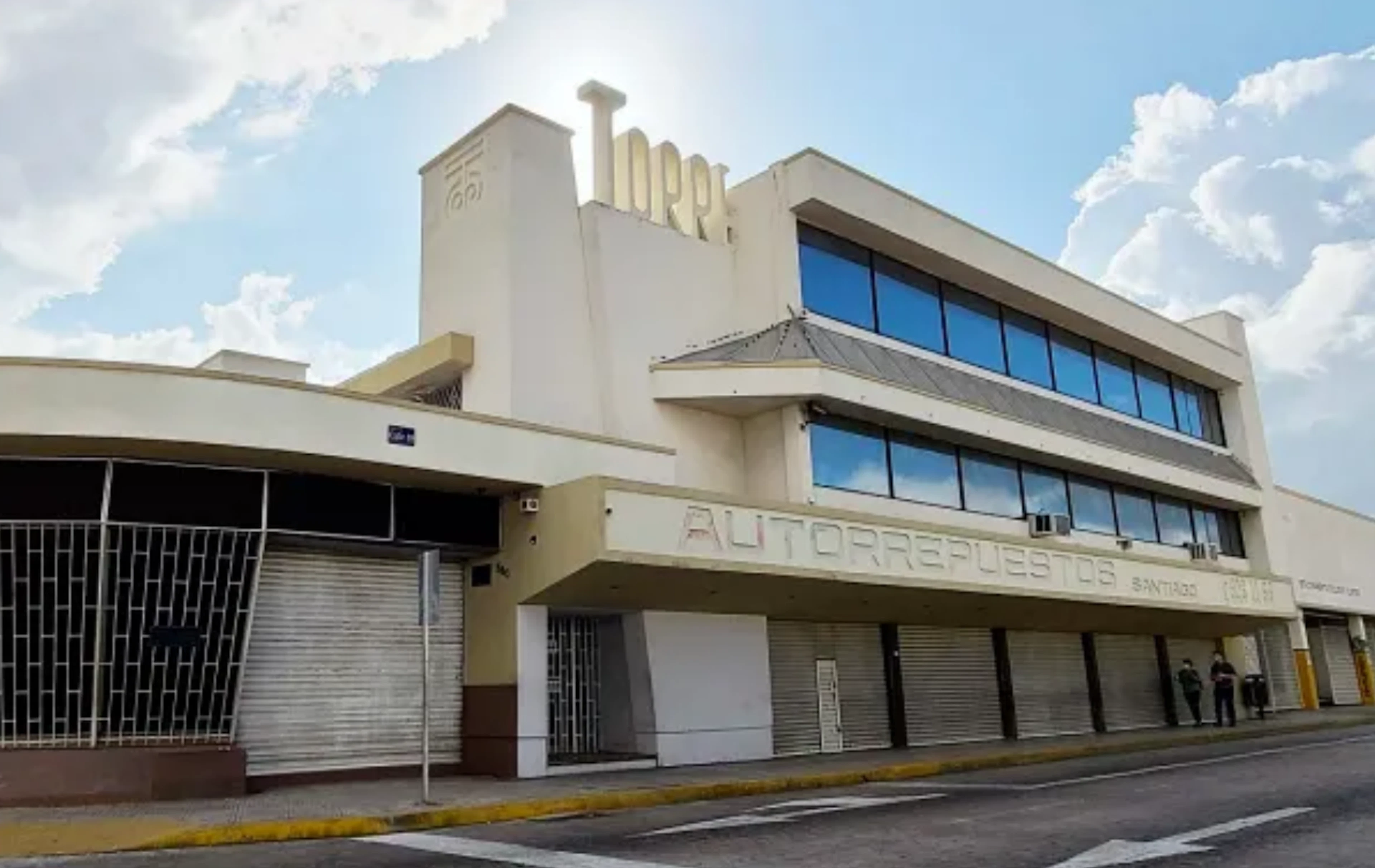 Local Comercial Spot2