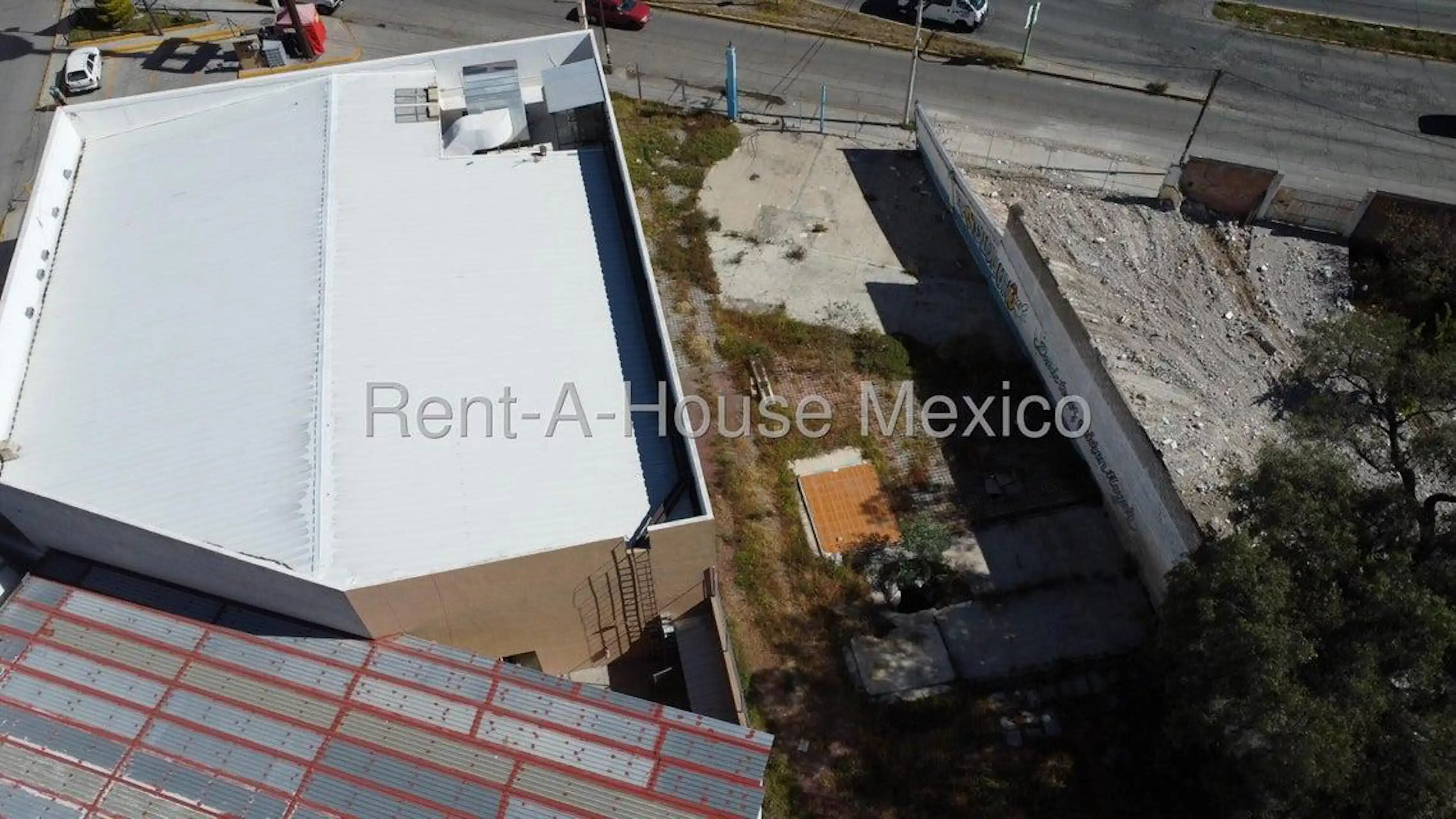 Terreno comercial en  Carretera Pachuca Tulancingo, Felipe Angeles RU 25-2670.