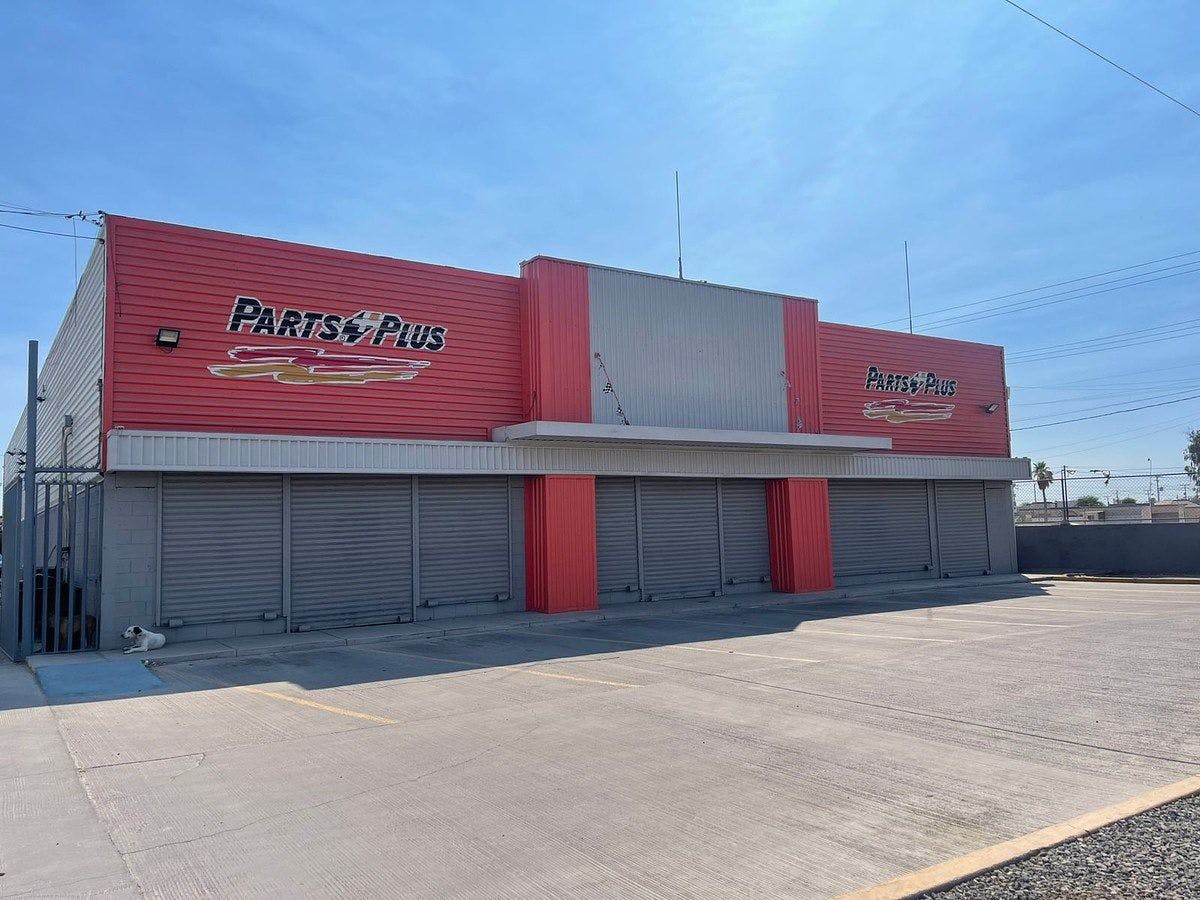 Local Comercial Spot2