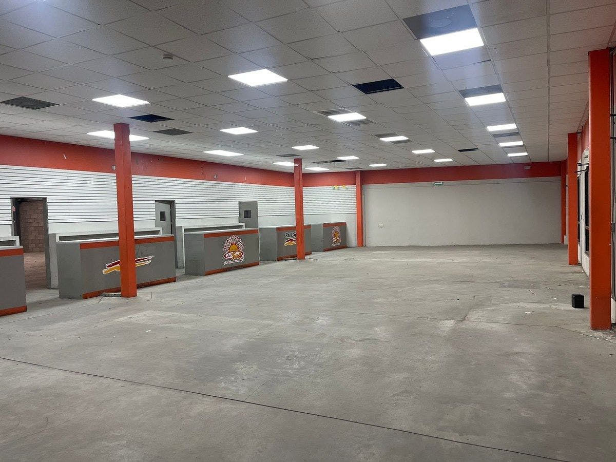 Local Comercial Spot2