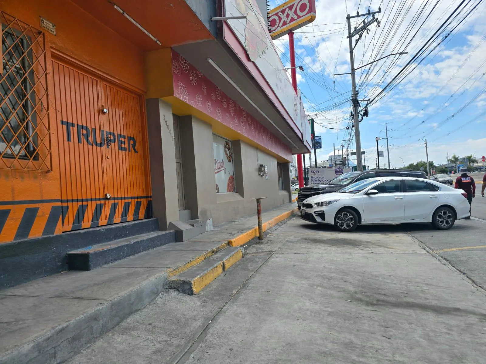 Local Comercial Spot2