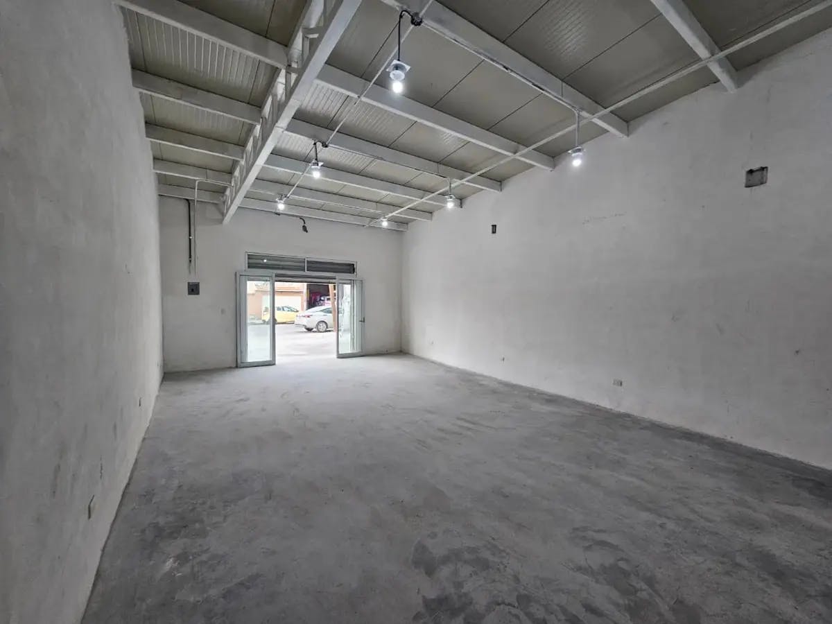 Local Comercial Spot2