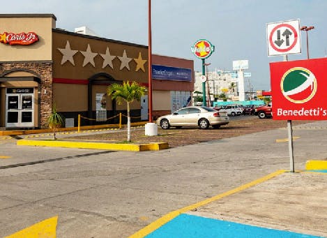 Local Comercial Spot2