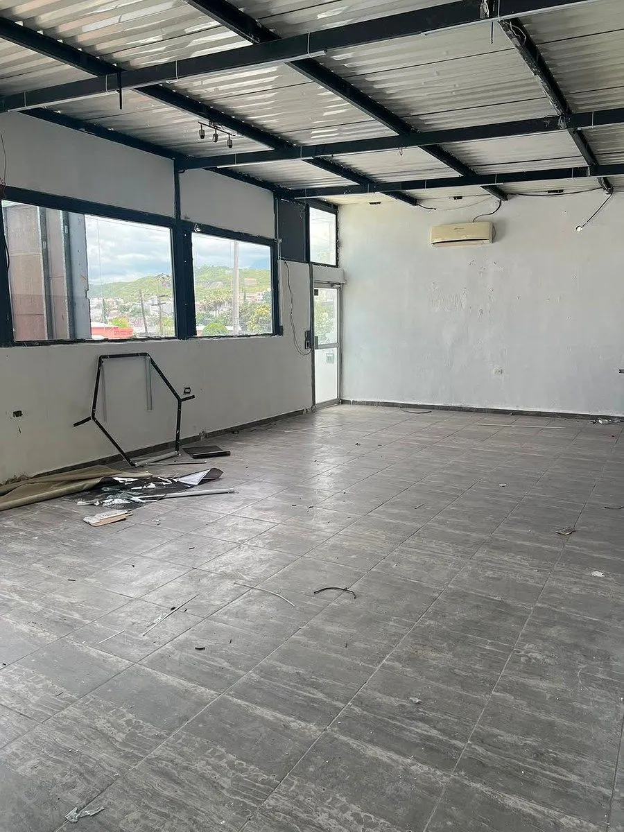 Local Comercial Spot2