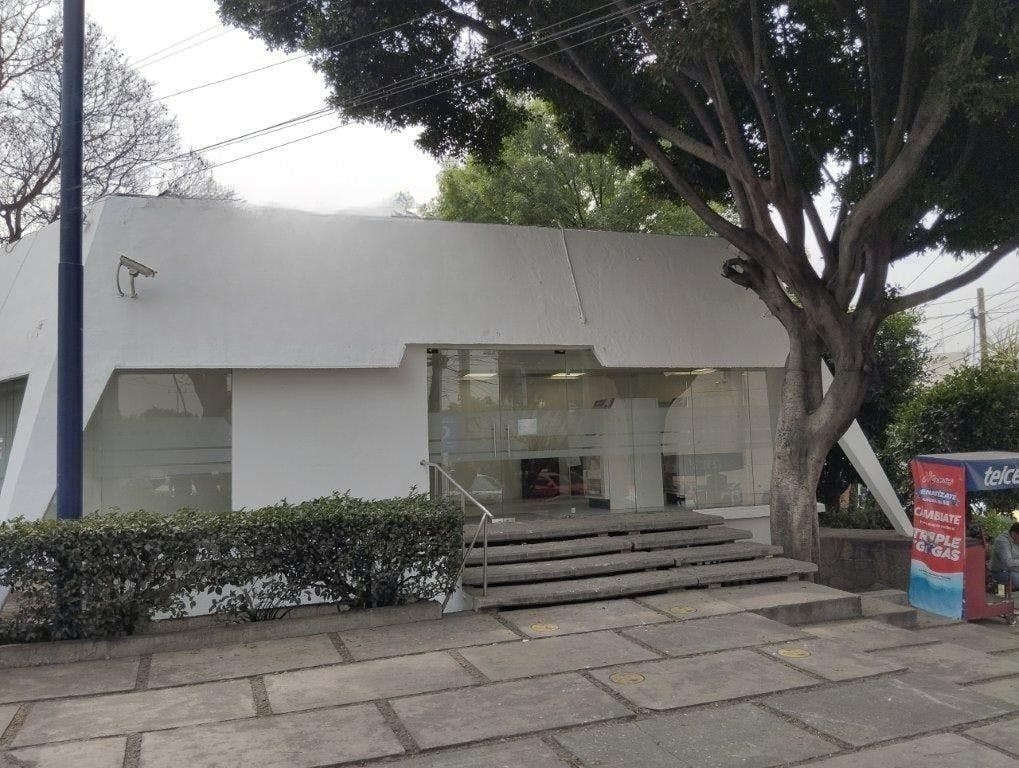 Local Comercial Spot2