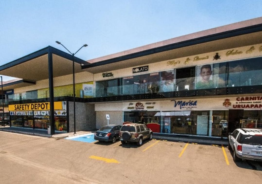 Local Comercial Spot2