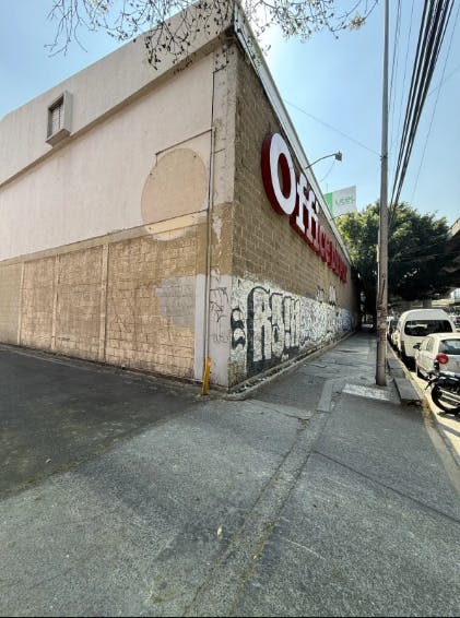 Local Comercial Spot2