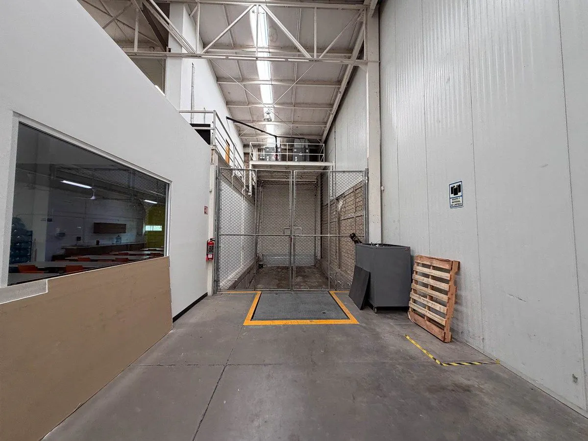 Industrial Spot2