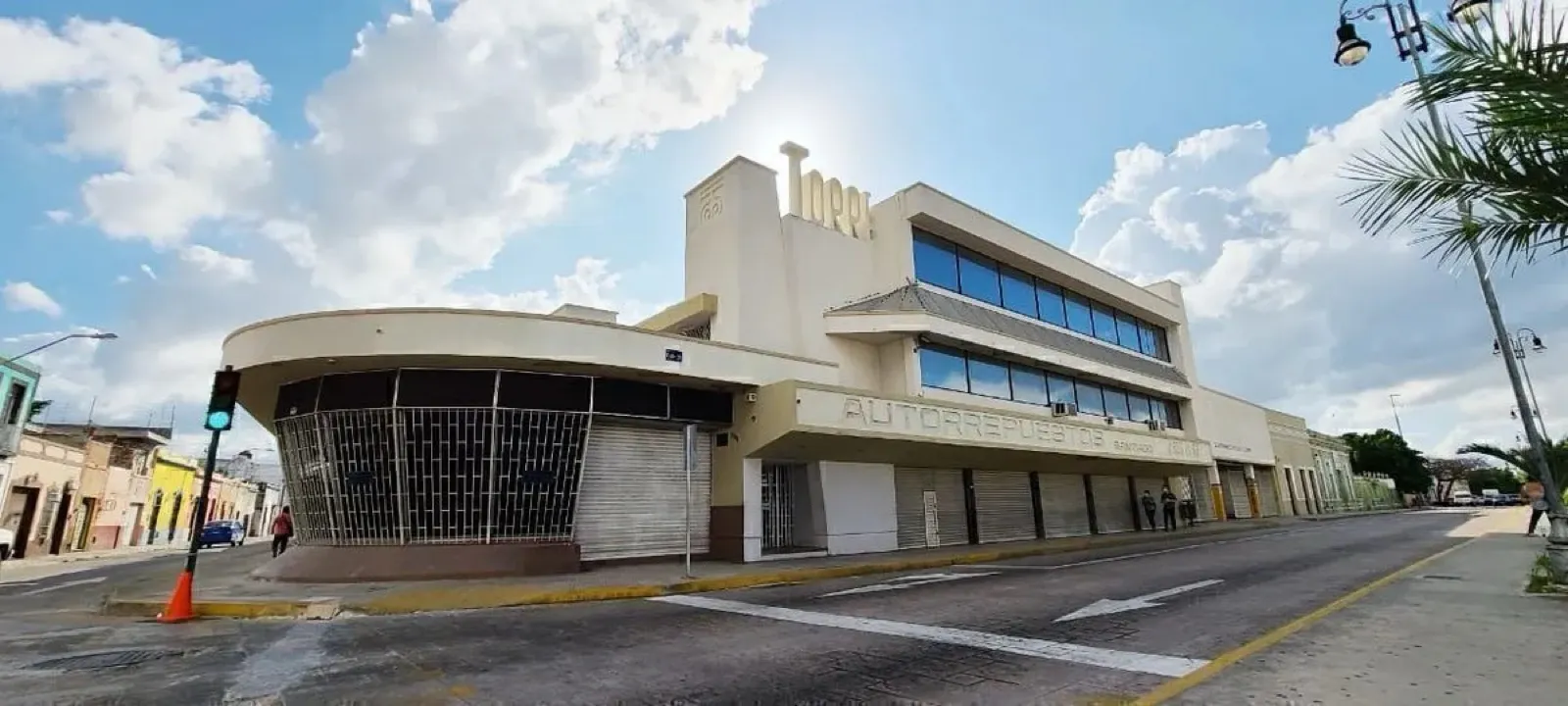 Local Comercial Spot2