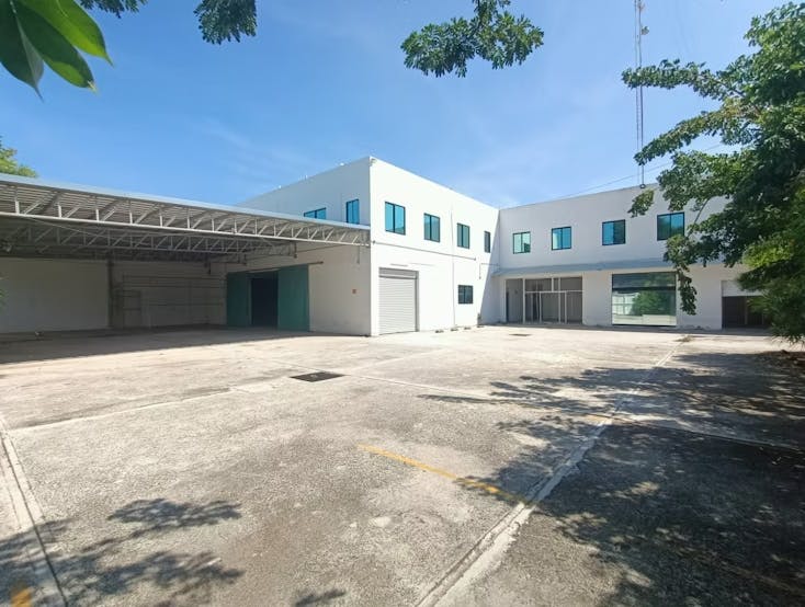 Local Comercial Spot2