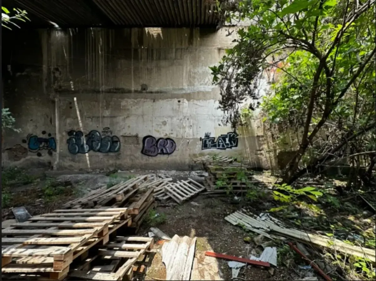 Industrial Spot2