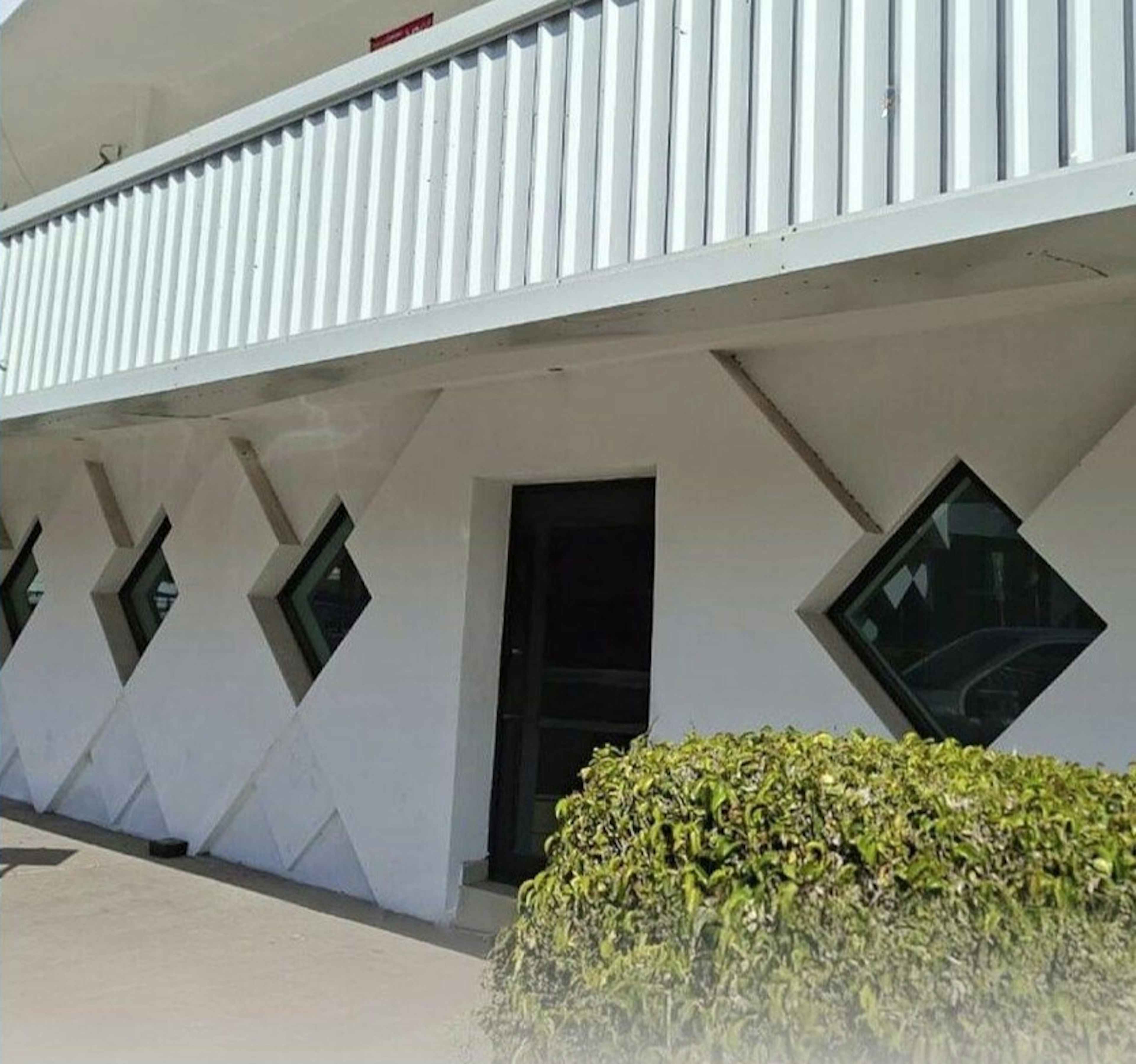 LÁzaro CÁrdenas Esquina Con Zaragoza