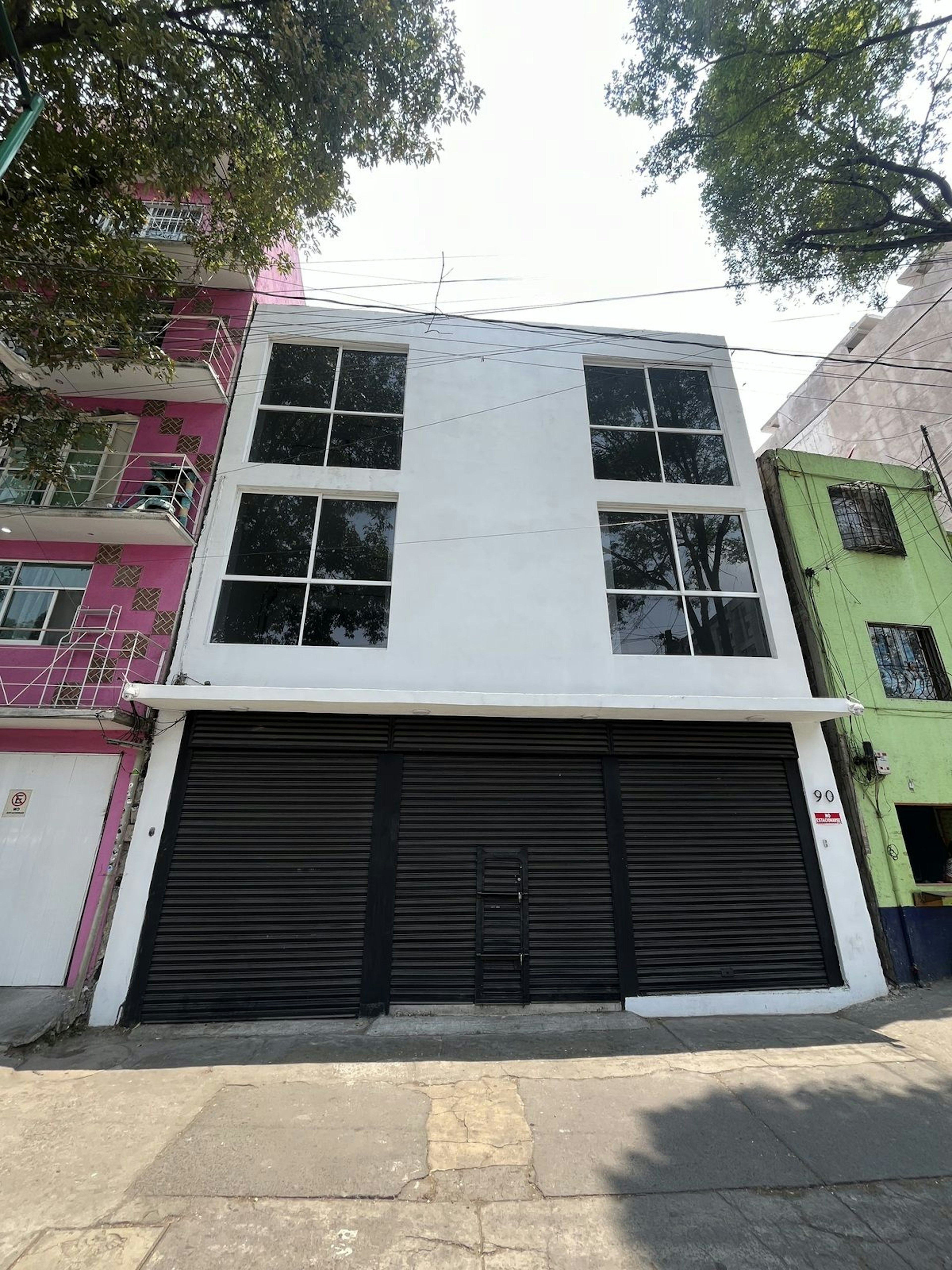 Spot image 0