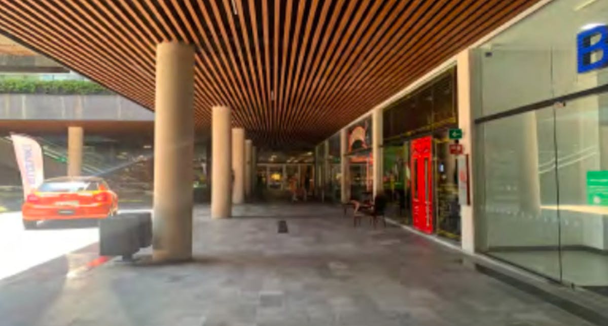 Local Comercial Spot2