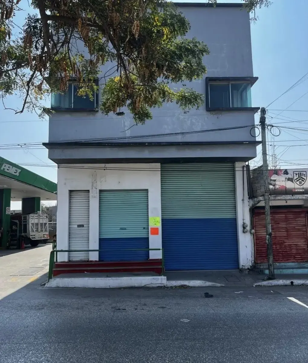 Local Comercial Spot2