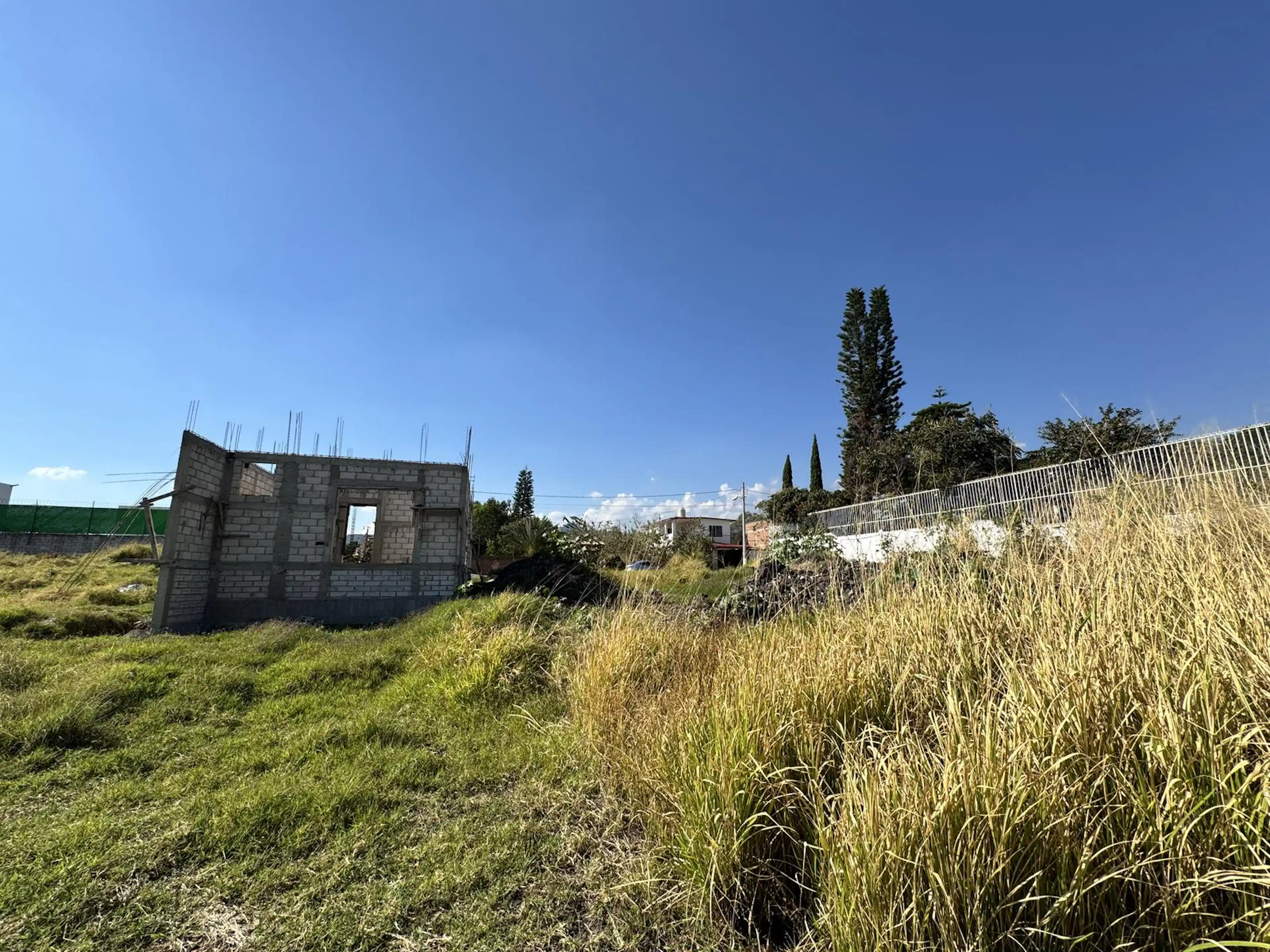 Terreno en Venta en Jardines de Tlayacapan, Morelos.