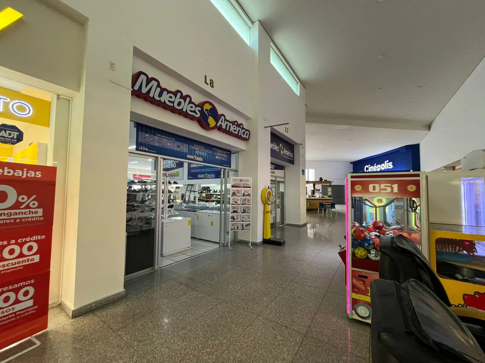 Local Comercial Spot2
