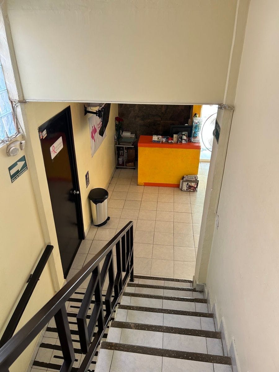 Local Comercial Spot2