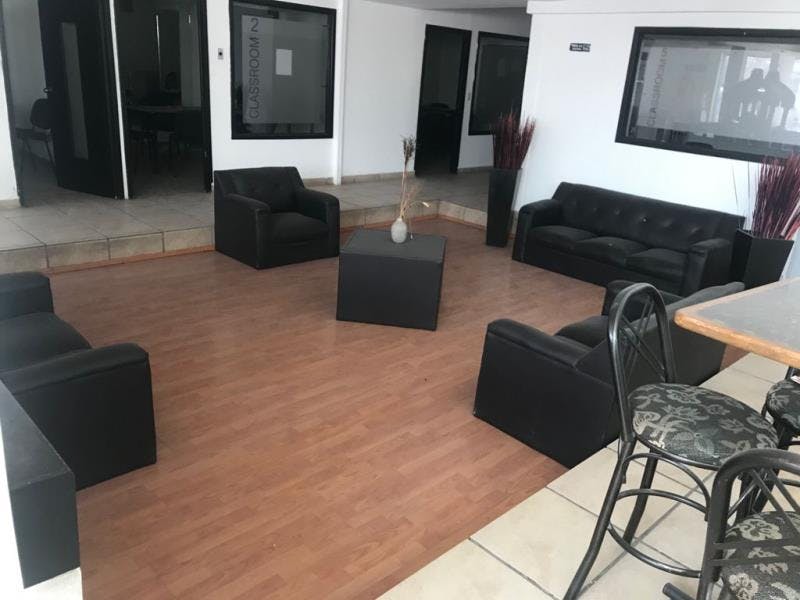 Local Comercial Spot2