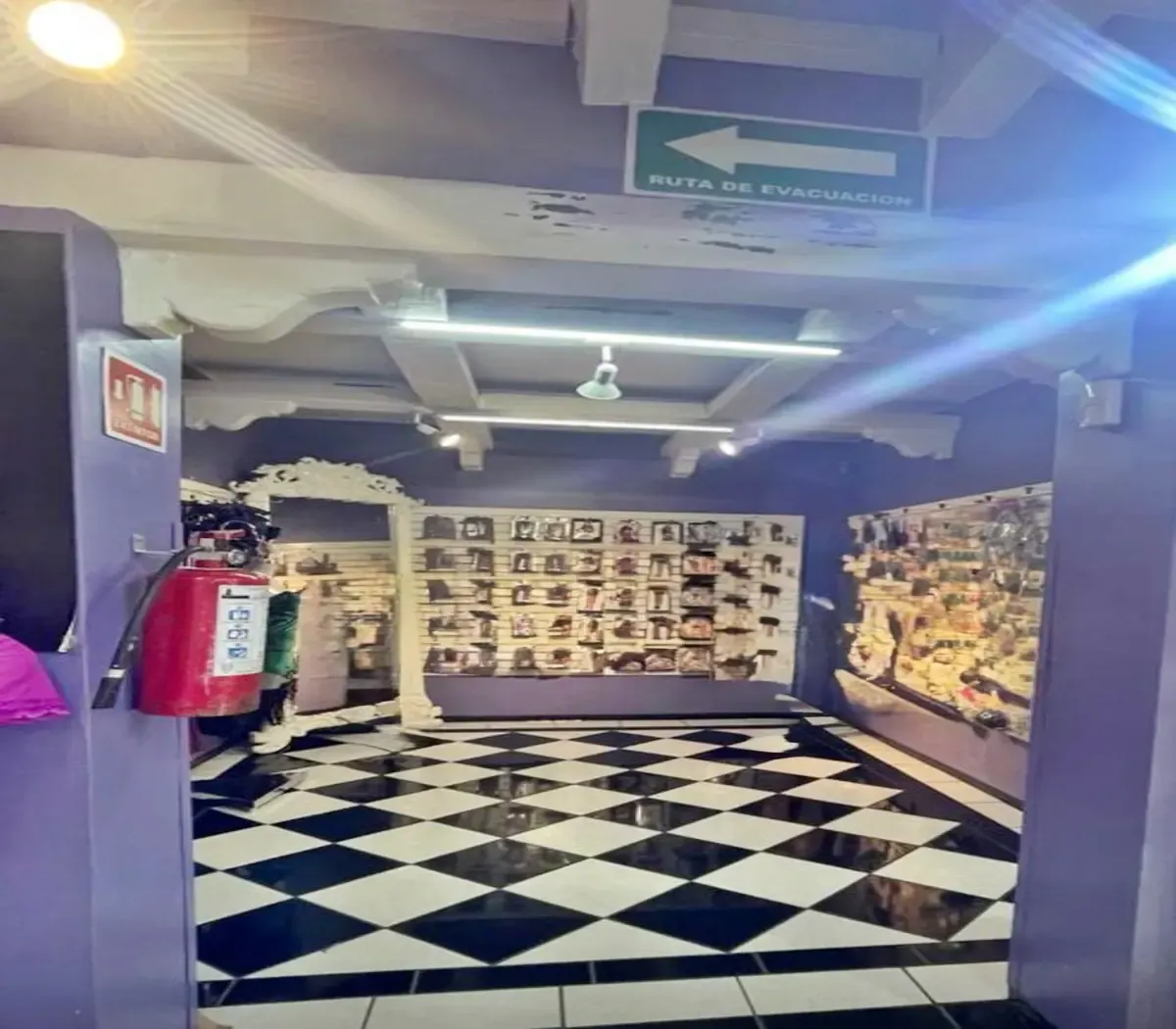 Local Comercial Spot2