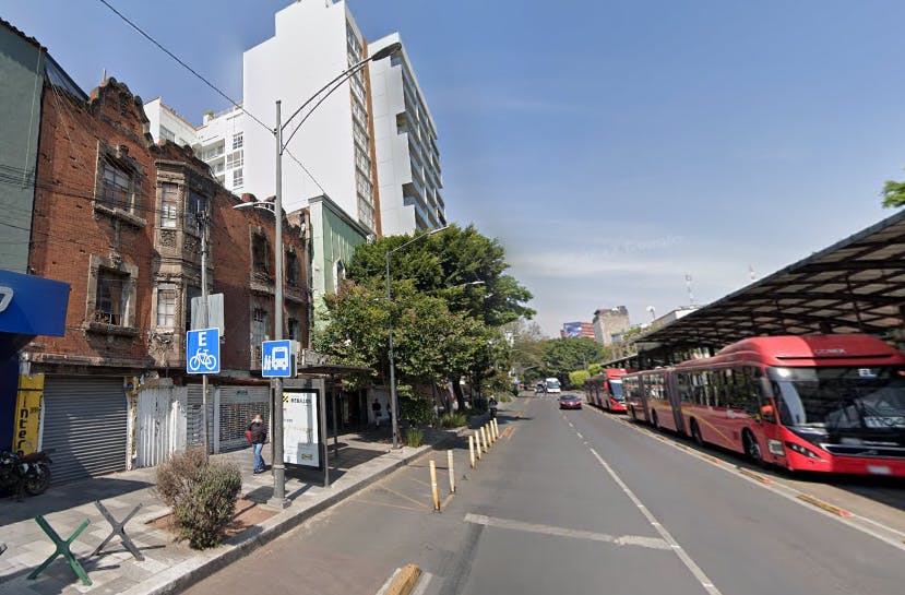 Local Comercial Spot2