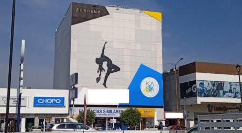 Local Comercial Spot2