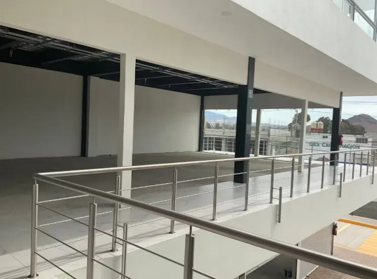 Local Comercial Spot2