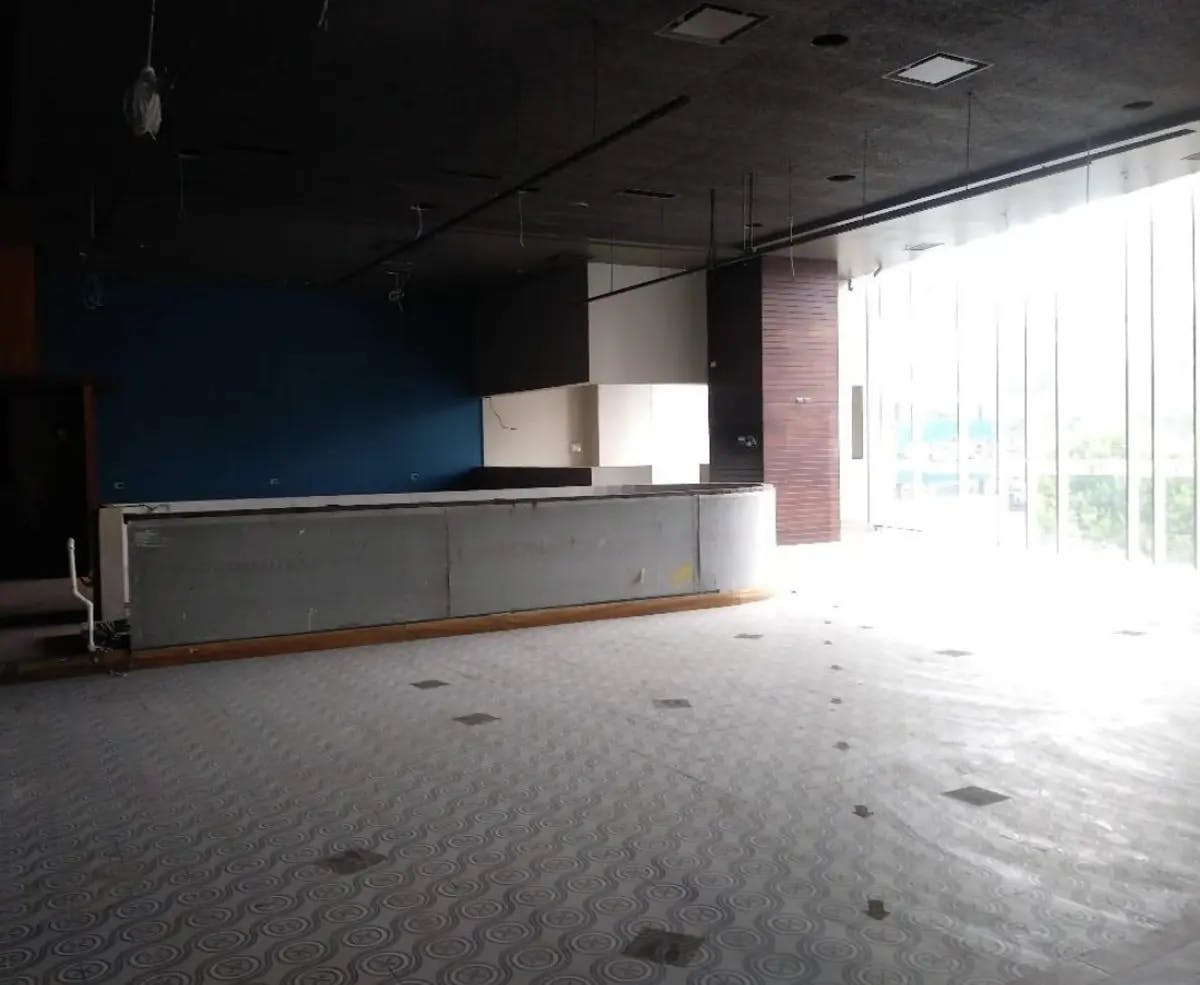 Local Comercial Spot2