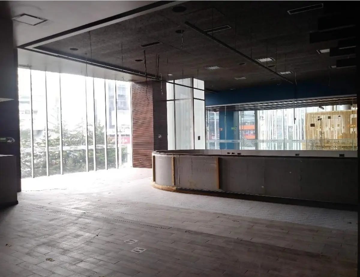 Local Comercial Spot2