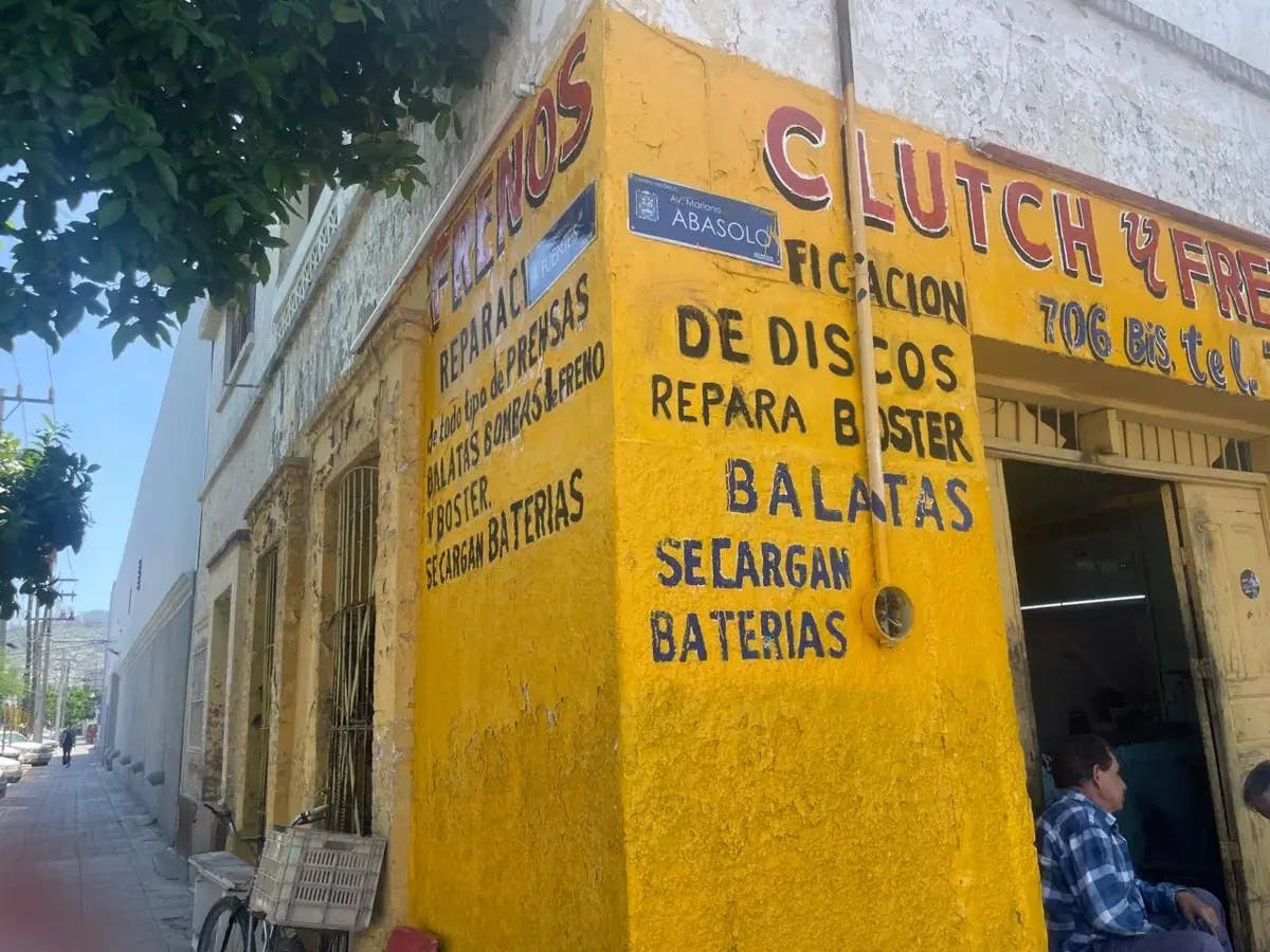 Local Comercial Spot2