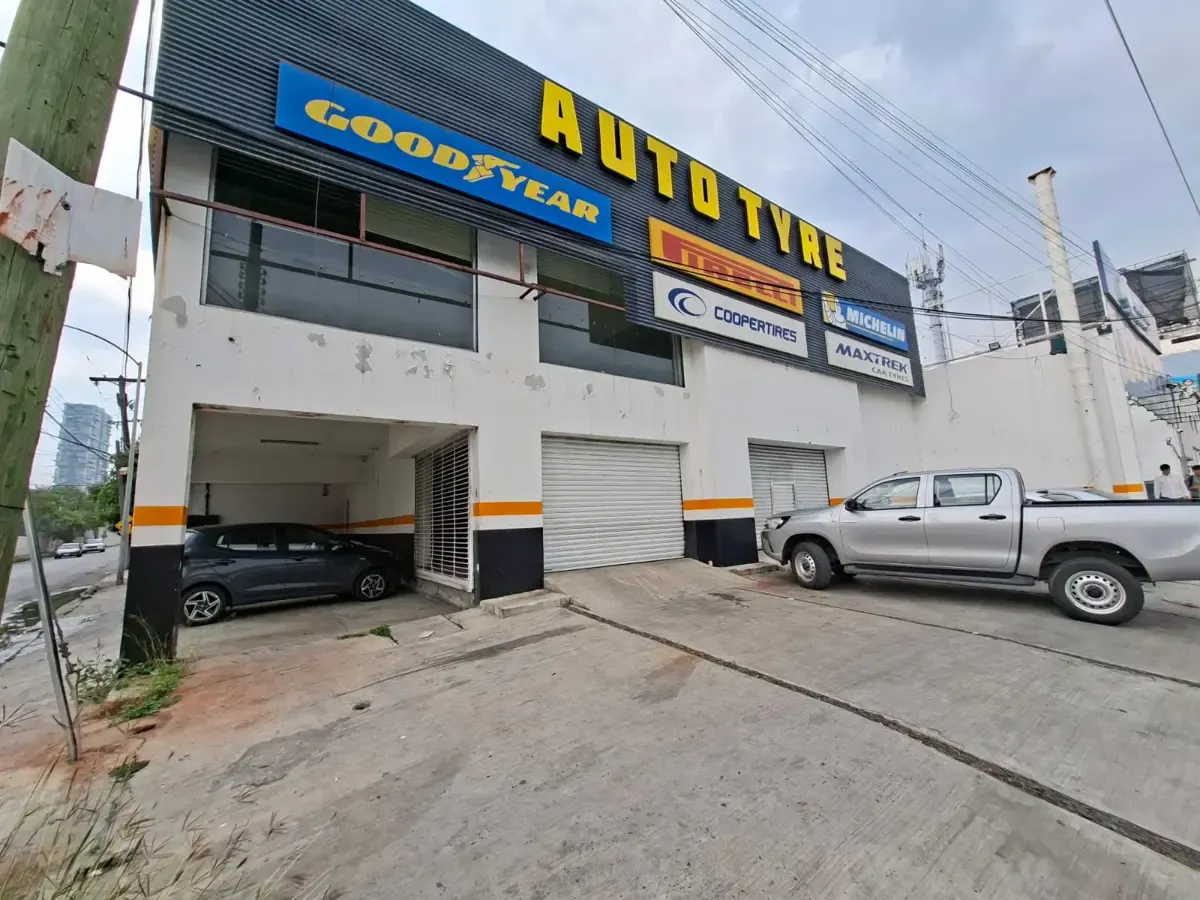 Local Comercial Spot2