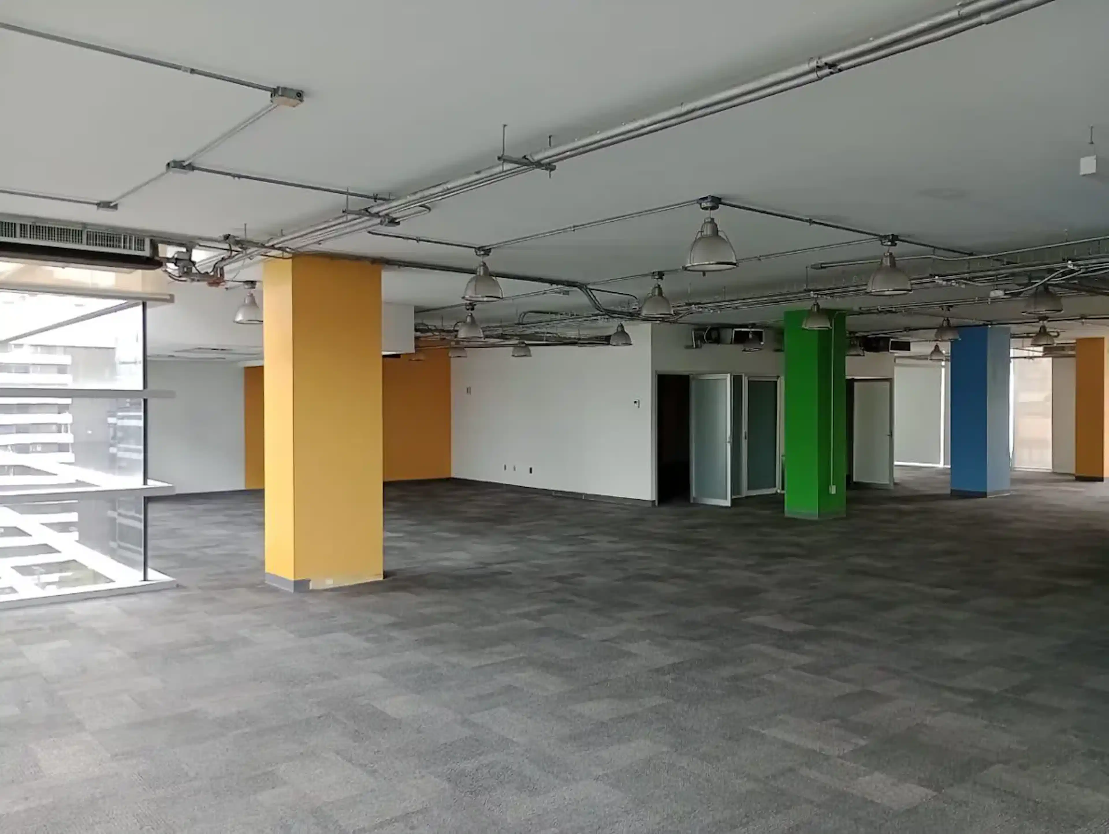 Renta De 754  M2 O 758 M2 De Espacio Para Oficinas *