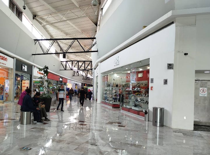 Local Comercial Spot2