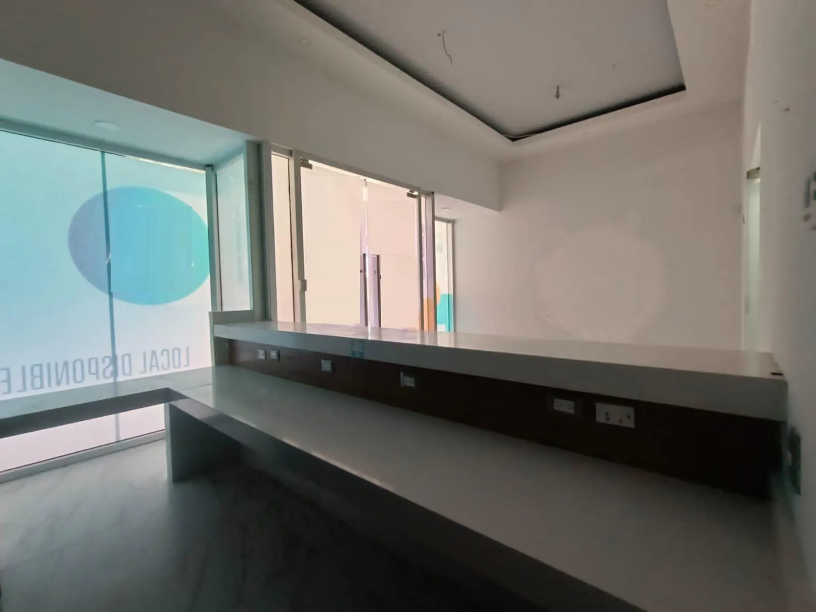Local Comercial Spot2