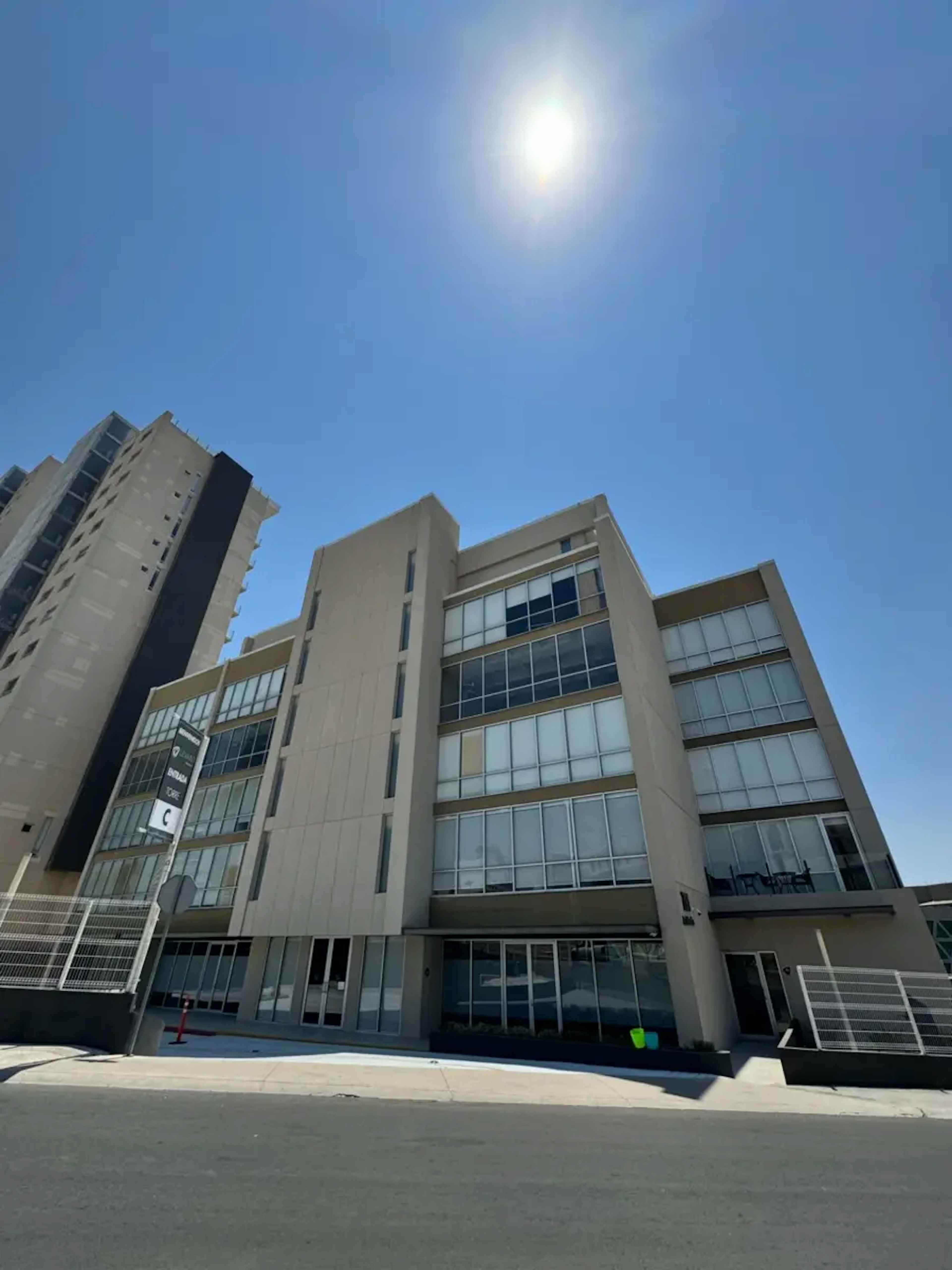 Av. De La Salvación