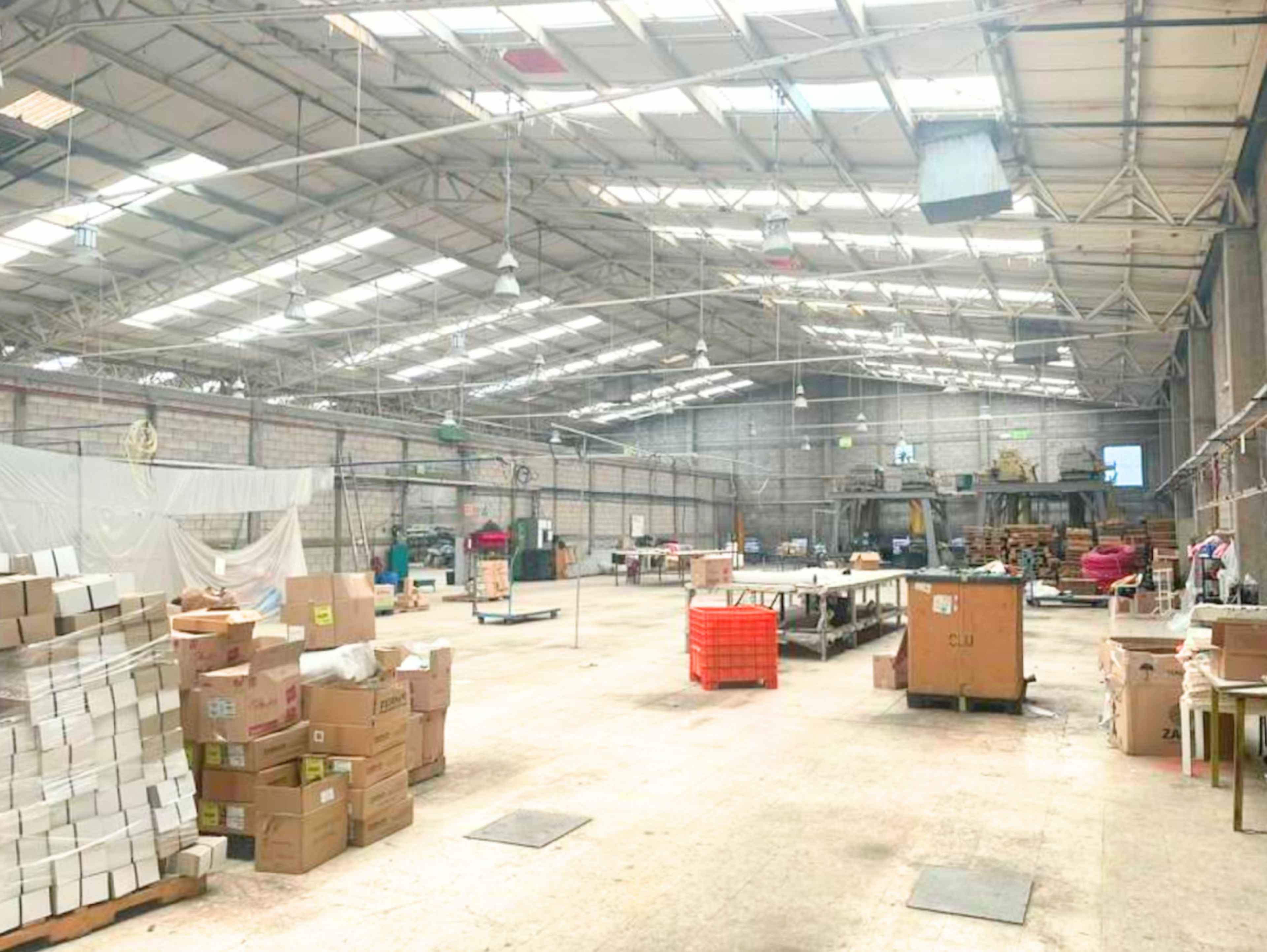 Avenida De La Industria 27