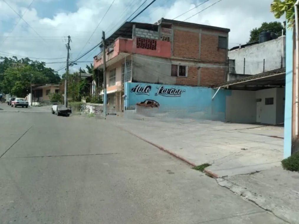 Local Comercial Spot2