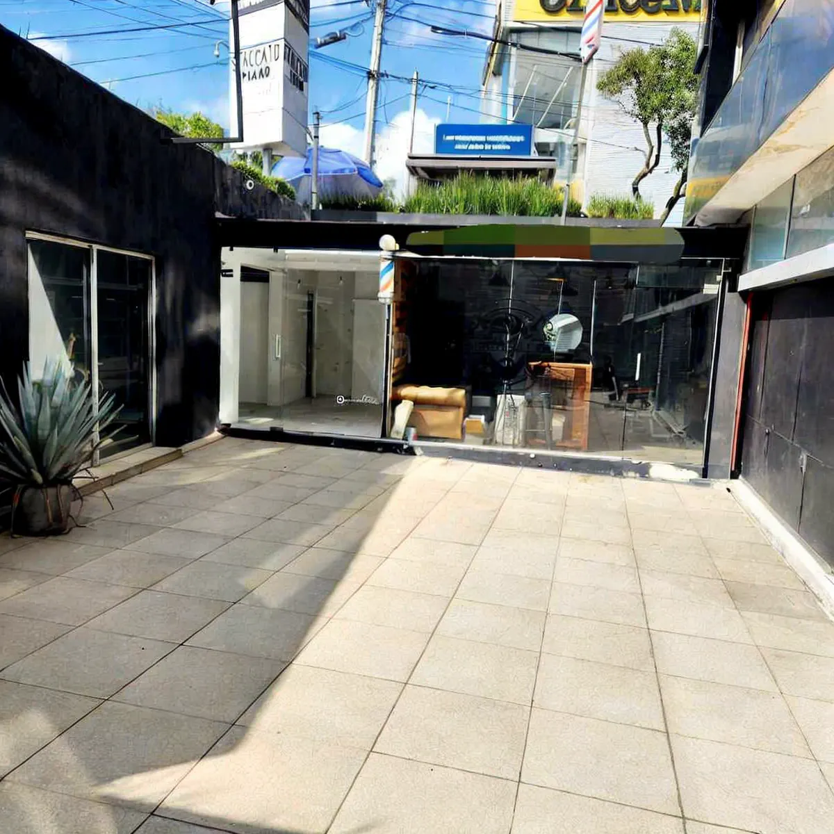 Local Comercial Spot2