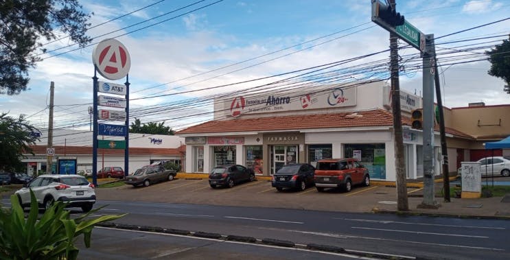 Local Comercial Spot2