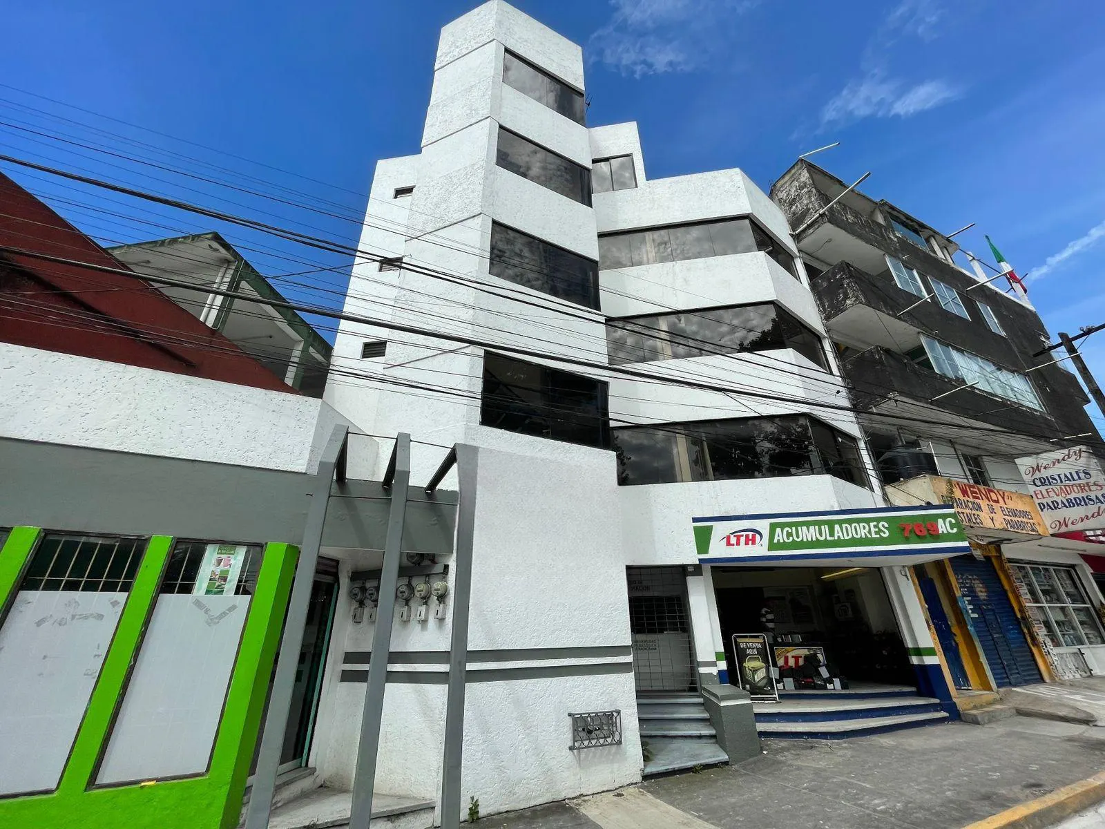 Local Comercial Spot2