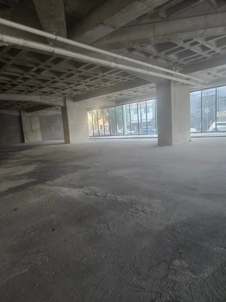 Local Comercial Spot2