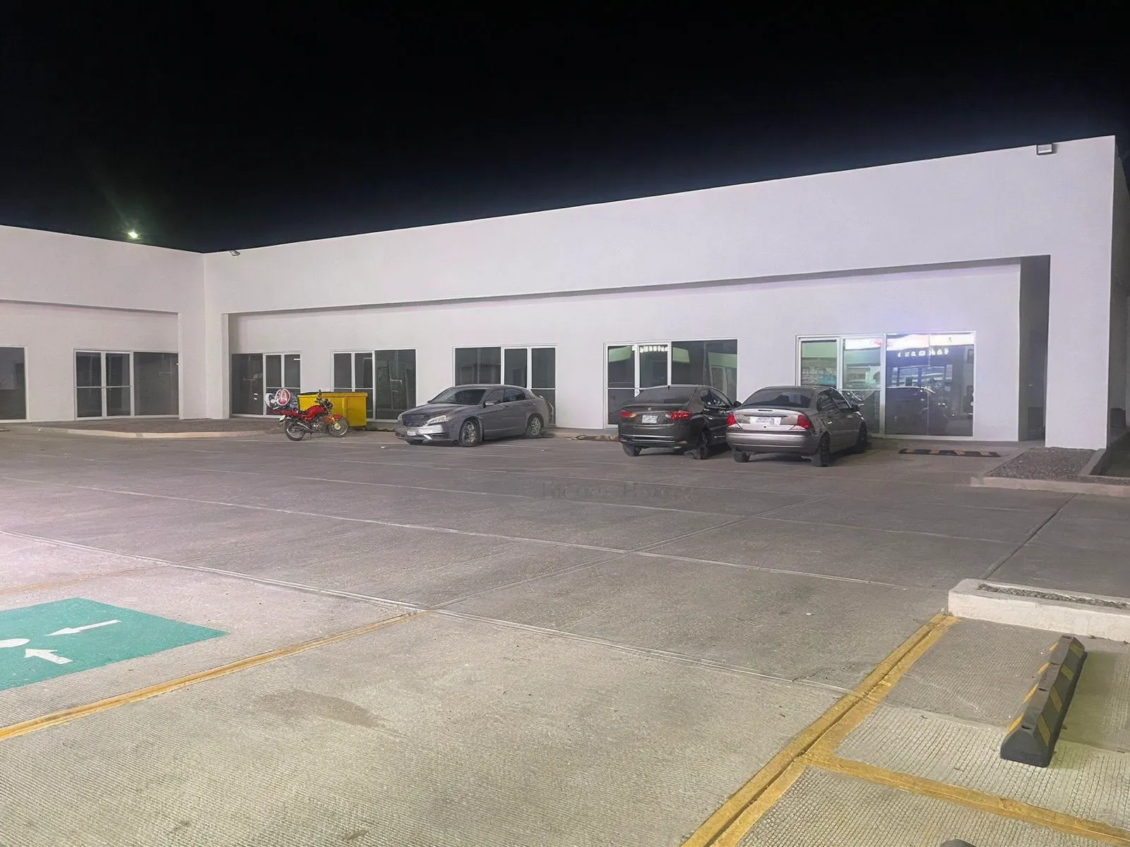 Local Comercial Spot2