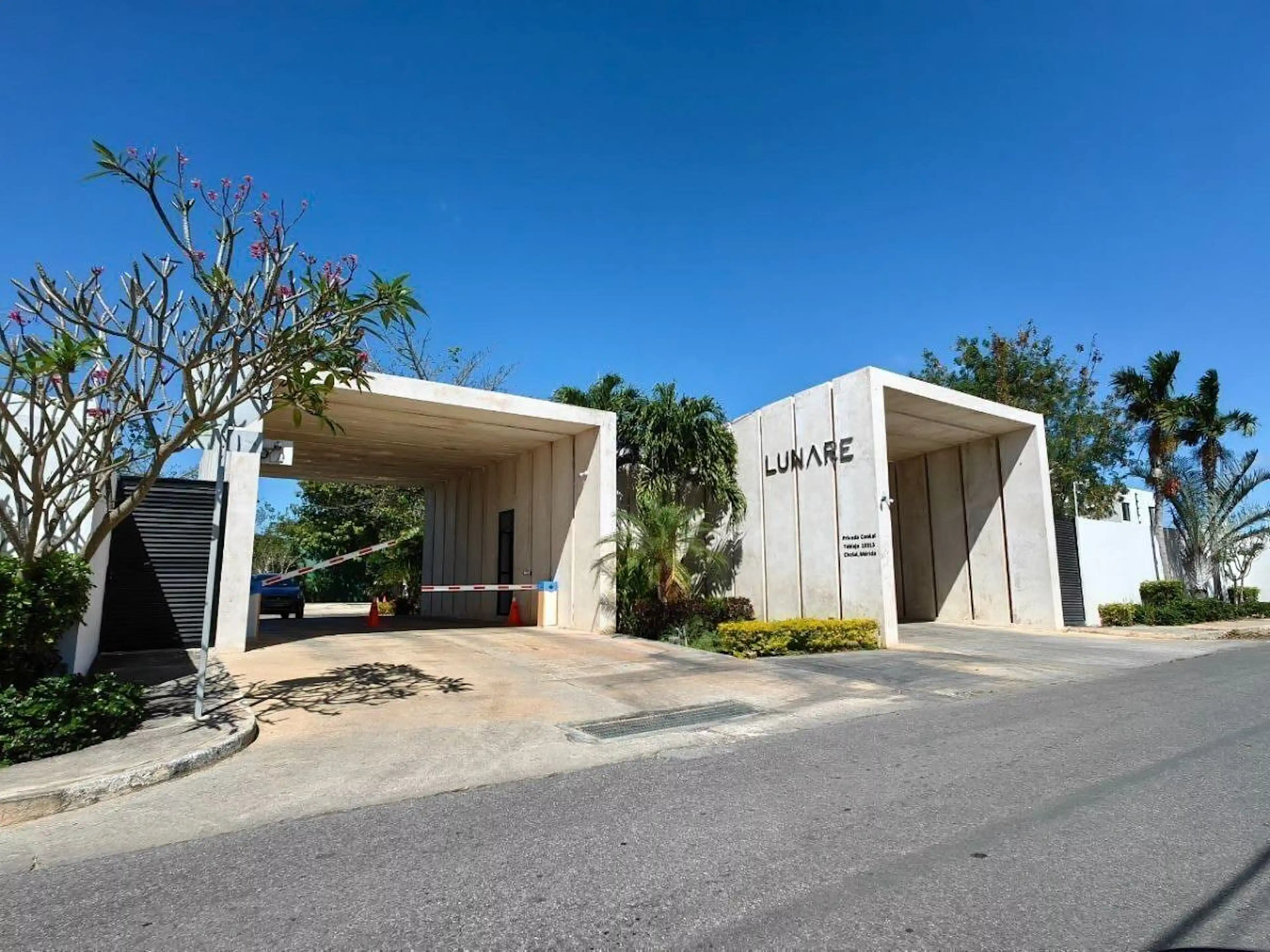 Terreno/lote En Venta Merida, Cholul, Privada Lunare, Entrega Inmediata.