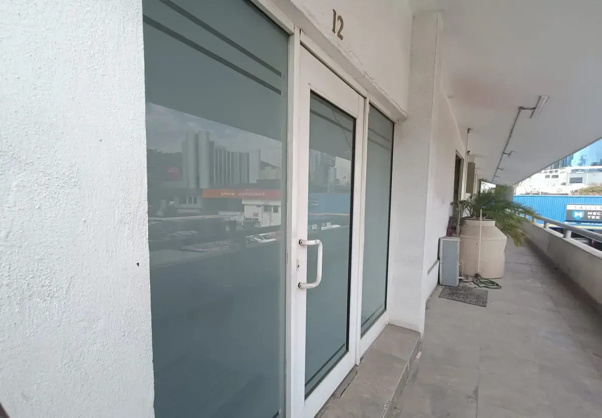 Local Comercial Spot2